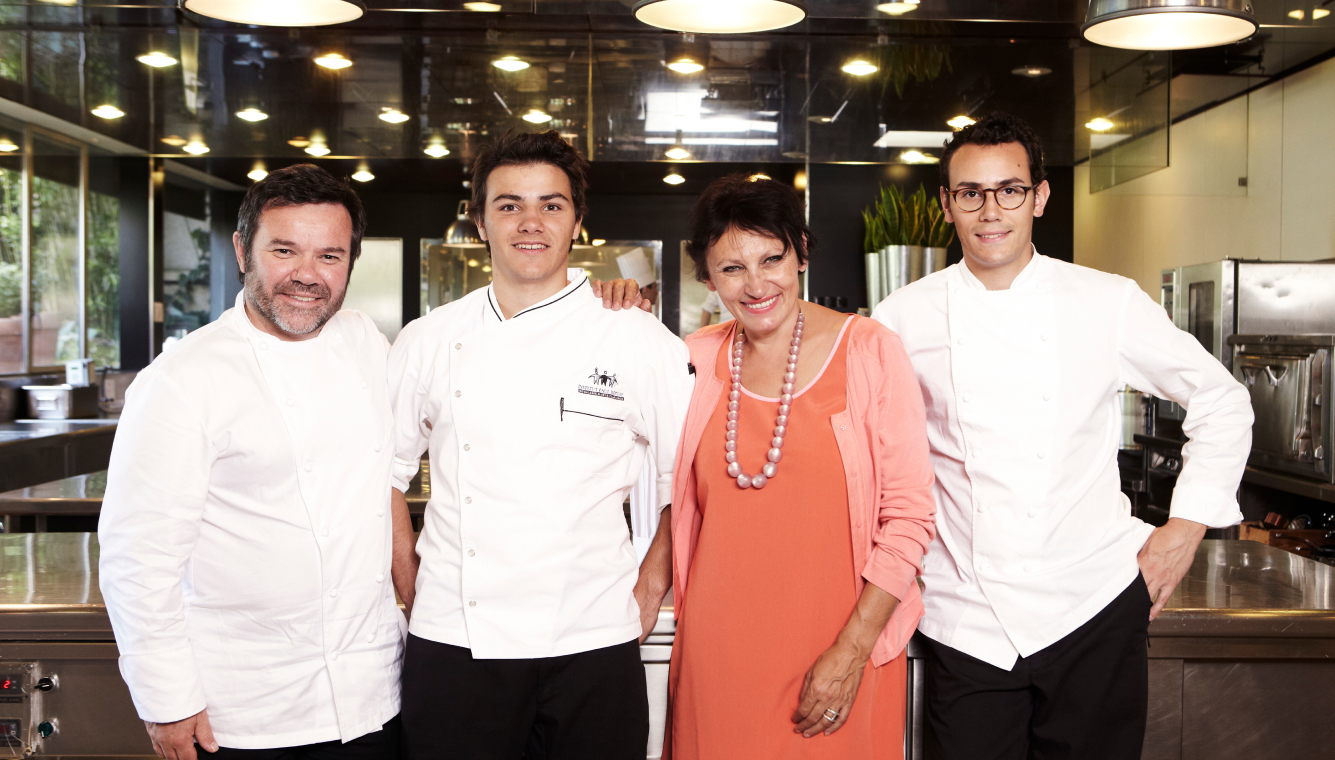 Famille Troisgros au restaurant gastronomique